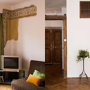 https://nicholas-studio.krakowhotelspoland.com