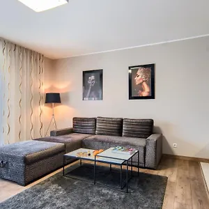 https://abba-apartments-krawiecka.hotelswroclaw.com